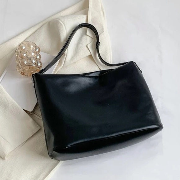 NEW Black Faux Leather Silver Studded Hobo Bag OS - Picture 2 of 6